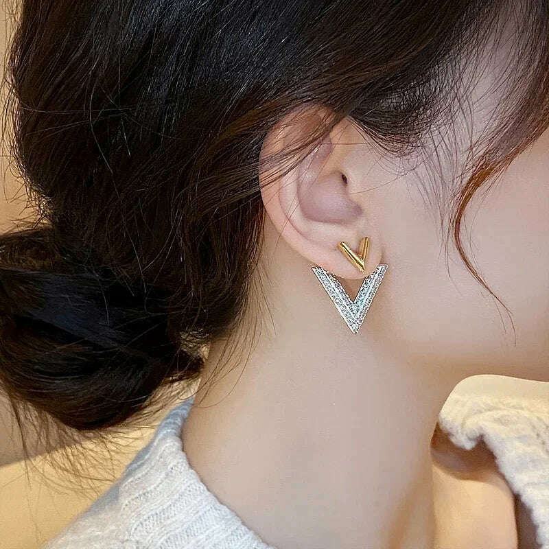 2023 Korea new design fashion jewelry 14K gold plated luxury zircon letter V earrings elegant women's evening party accessories, KIMLUD Women's Clothes