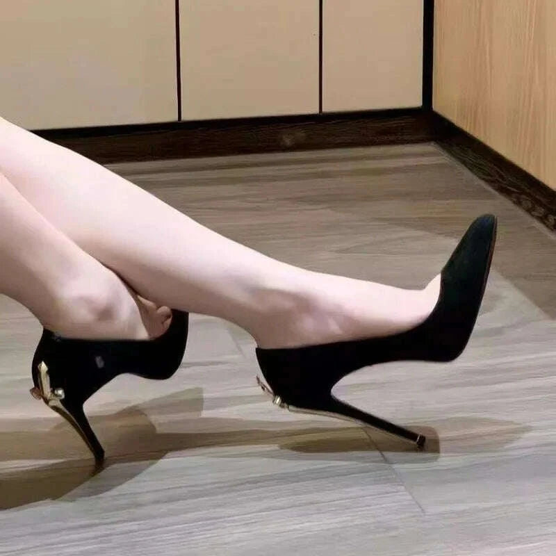 2026 Early New High Heels Women's Fine Heels Pointed Metal Swords Sexy Queen Black Lacquer Leather Single Shoes