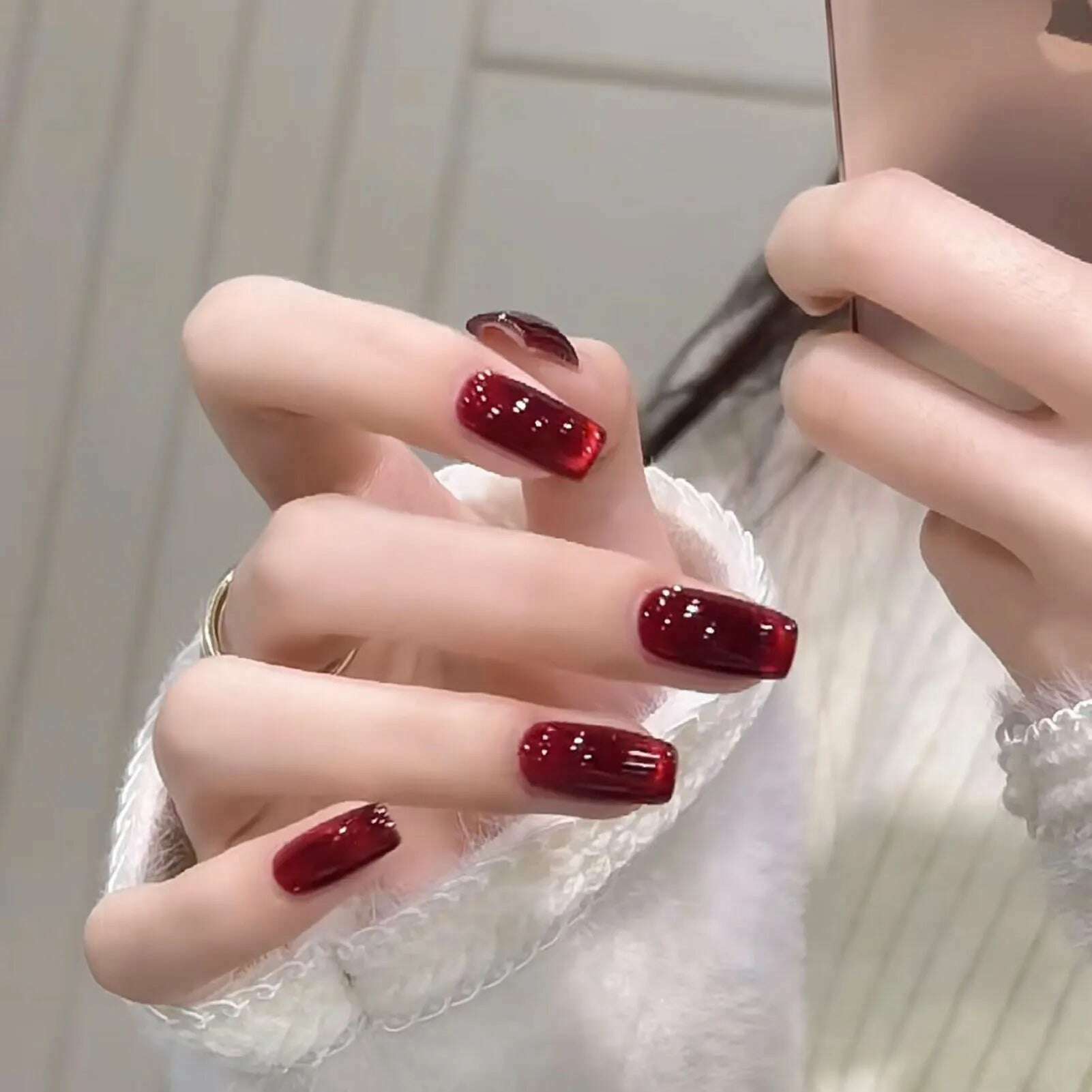 24pcs/box Cat Eye Phototherapy Nail Patch Wearable Fake Nail Short False Nail Wedding For Winter Autumn wearable full cover - KIMLUD