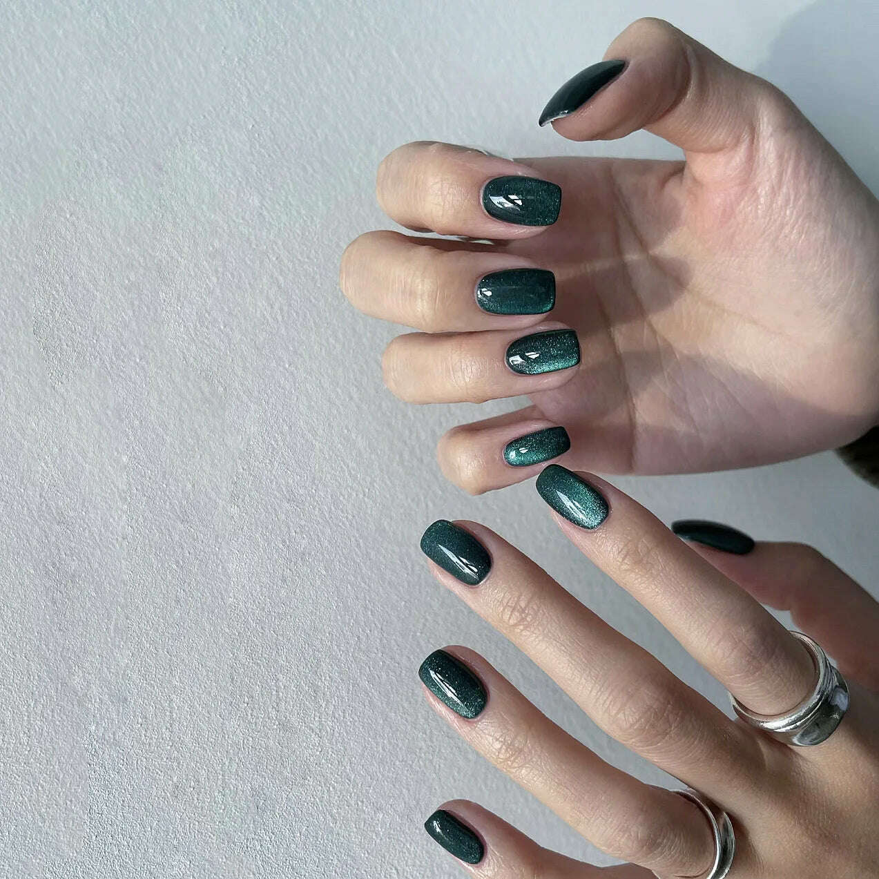 24pcs/box Cat Eye Phototherapy Nail Patch Wearable Fake Nail Short False Nail Wedding For Winter Autumn wearable full cover - KIMLUD