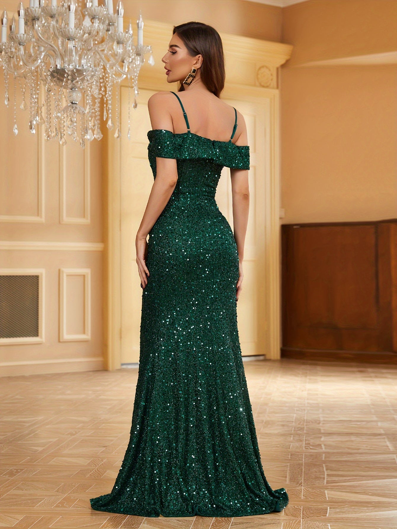 Glam Chic Sequined Spaghetti Strap Bodycon Dress - Elegant Women's Long Party Gown for All Seasons