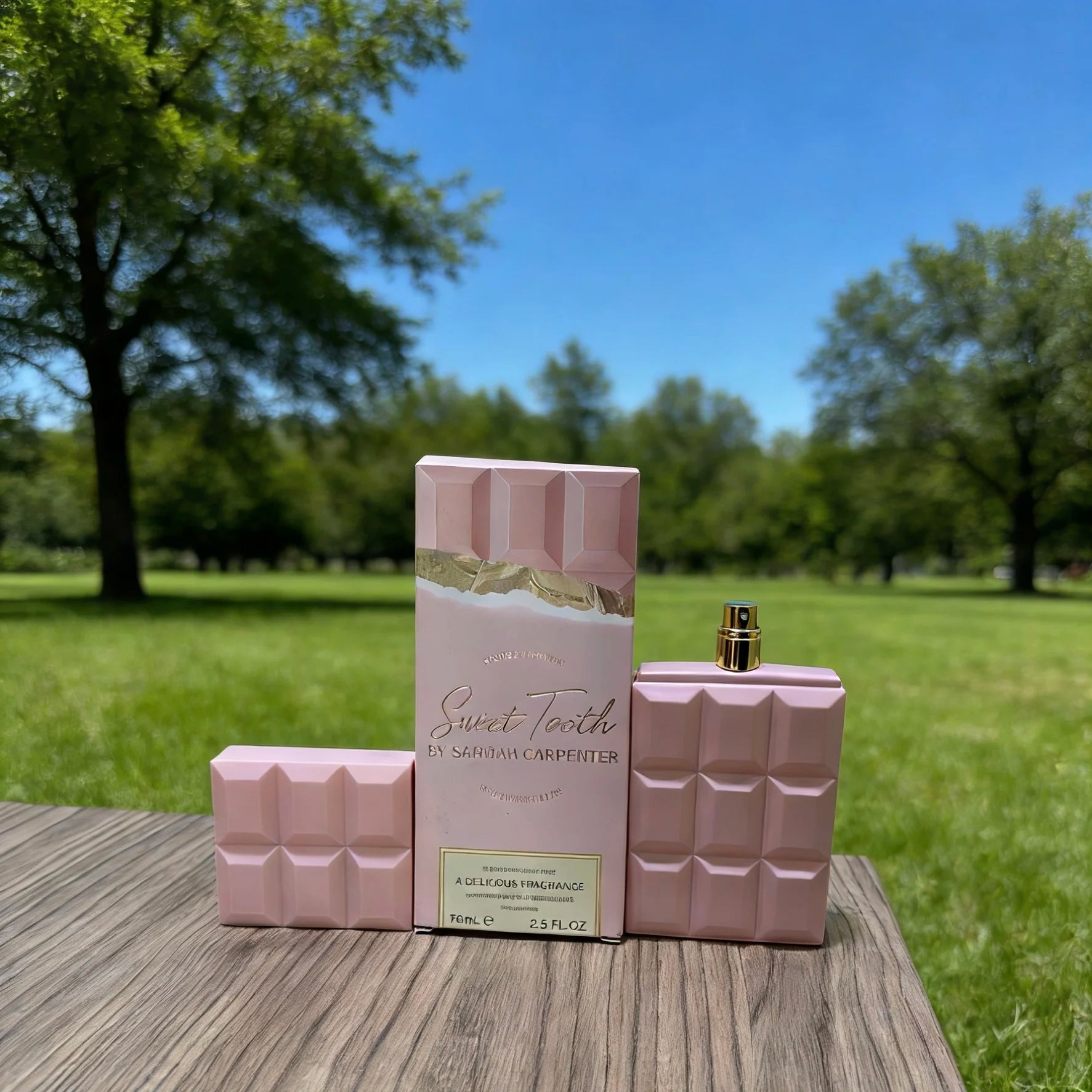 Fragrance Luxe Floral Eau De Parfum — Clear | KIMLUD