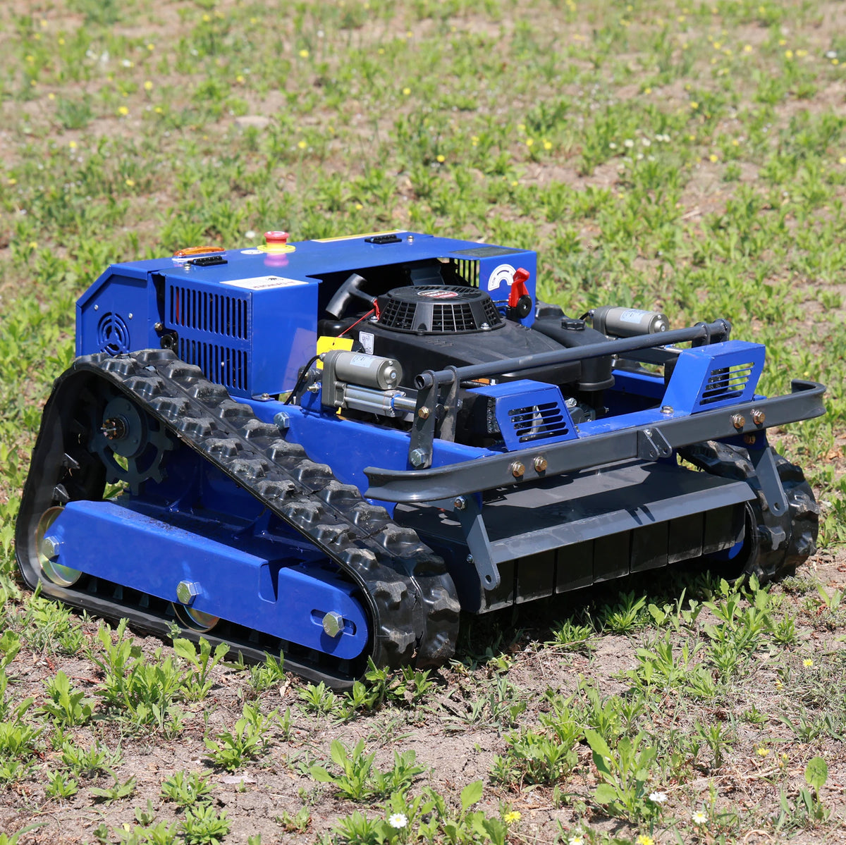 Robotic Lawn Mower – Remote Control – Tracked | KIMLUD