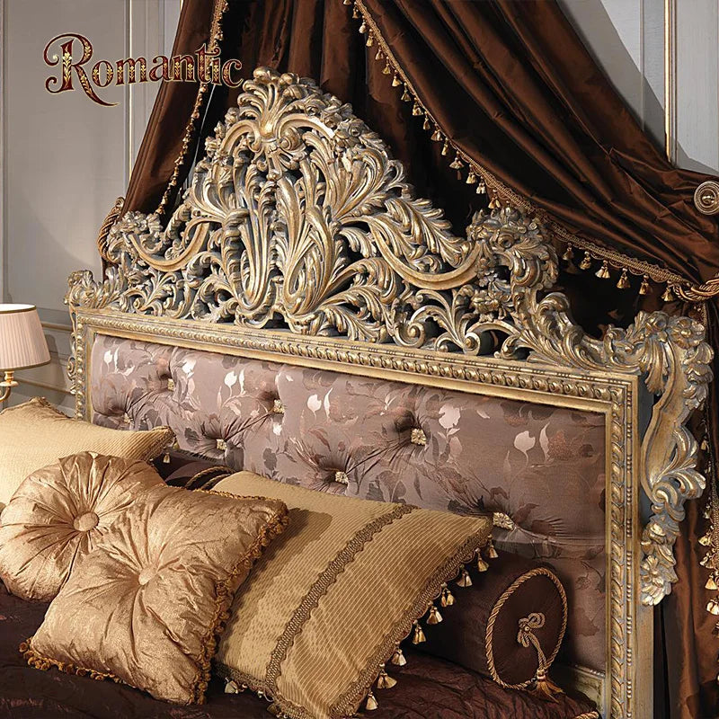 French Classical Style Solid Wood Bedroom Furniture Set with Antique Gold Leaf Decoration and Luxurious Antique Bed