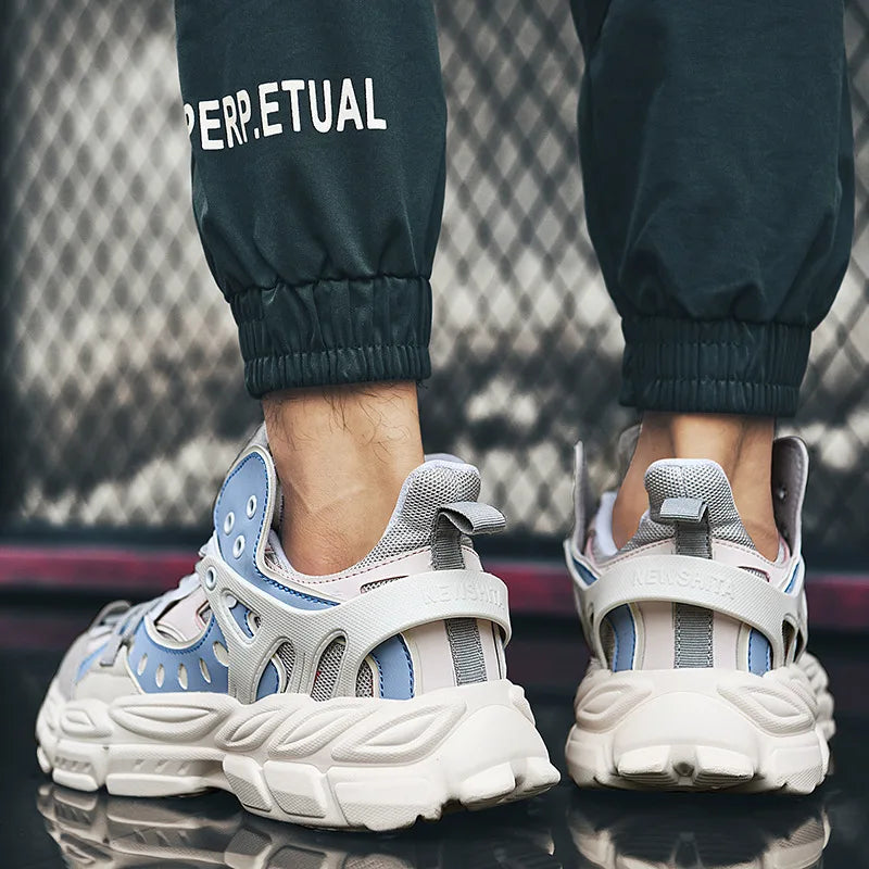 Sculpted Cloud-Cushioned Sneakers — White | KIMLUD