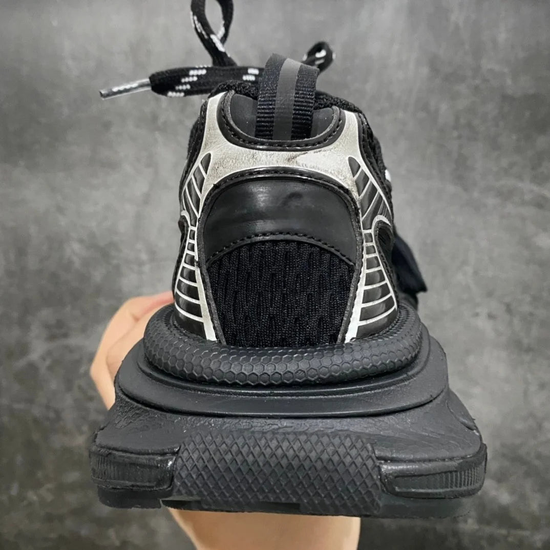 Luxury Designer's New Men's and Women's Matching Casual Walking Shoes in 3XL Series Lightweight Thick Soled sneakers