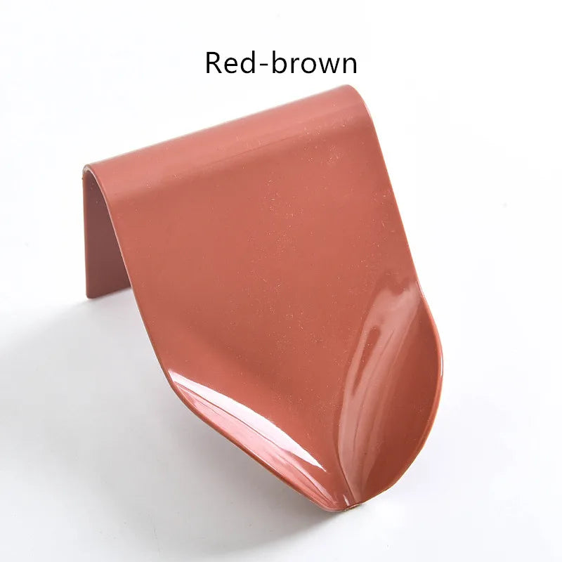 Leaf-Shaped Clear Plastic Soap Dish With Drain — Clear | KIMLUD