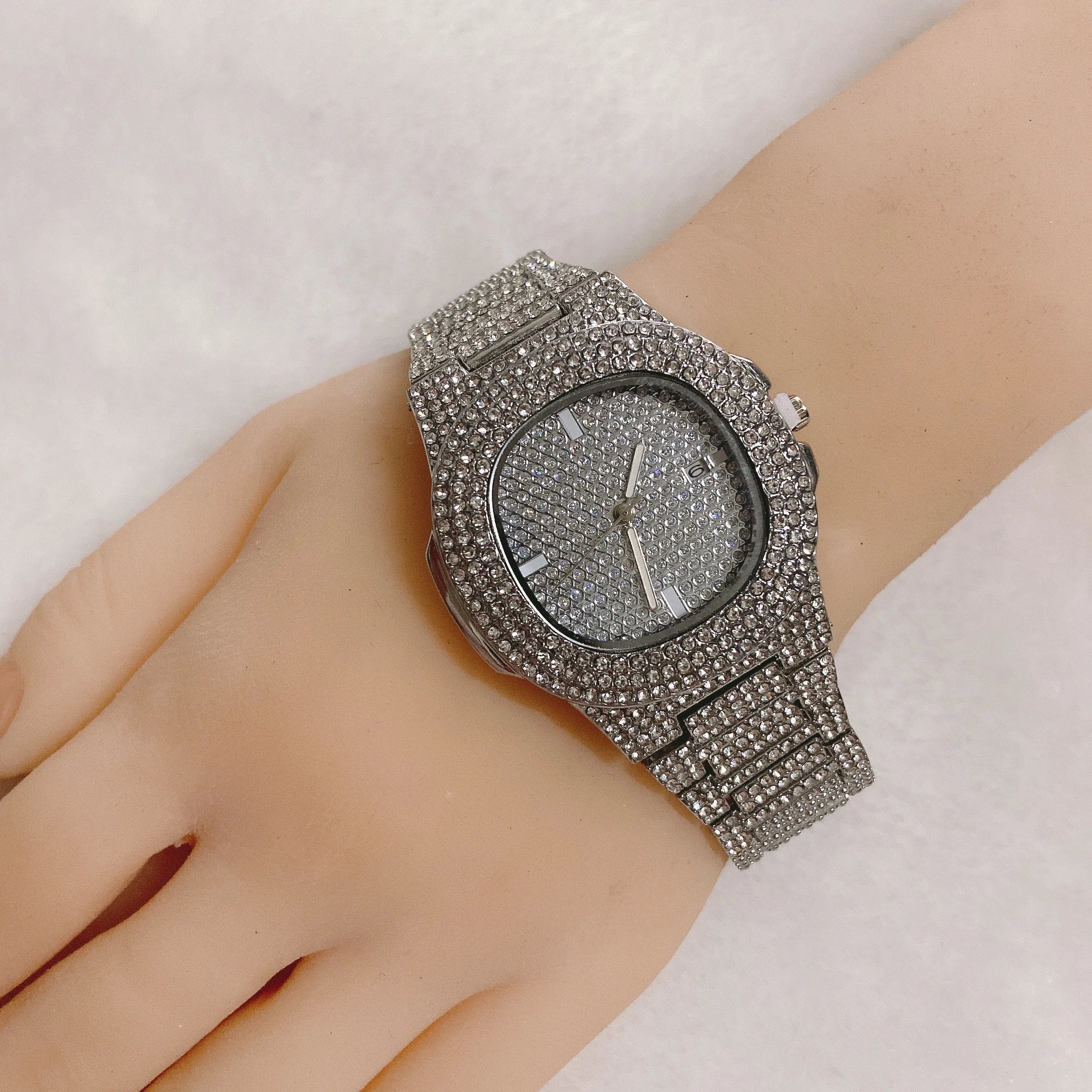 Latest Popular Fashion Gold Plated Bangle Bracelet Watch Wedding Party Gift Birthday Bridal Wristwatch