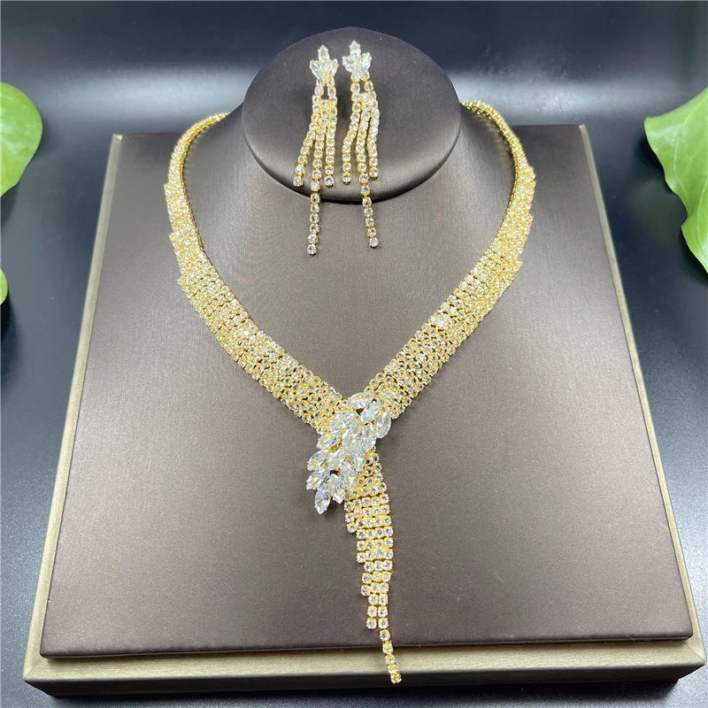4 pcs Vintage Elegant Rhinestone Crystal Wedding Bridal Jewelry Set Europe Necklace Earring Bracelet Ring Costume Accessories