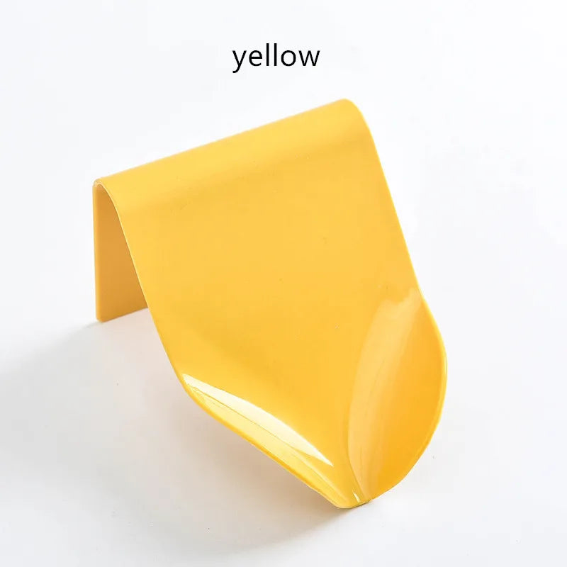 Leaf-Shaped Clear Plastic Soap Dish With Drain — Clear | KIMLUD