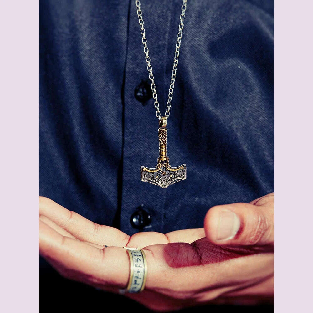 trendy-mens-scandinavian-carved-quake-silver-single-necklacekimlud-womens-fashion-34627563