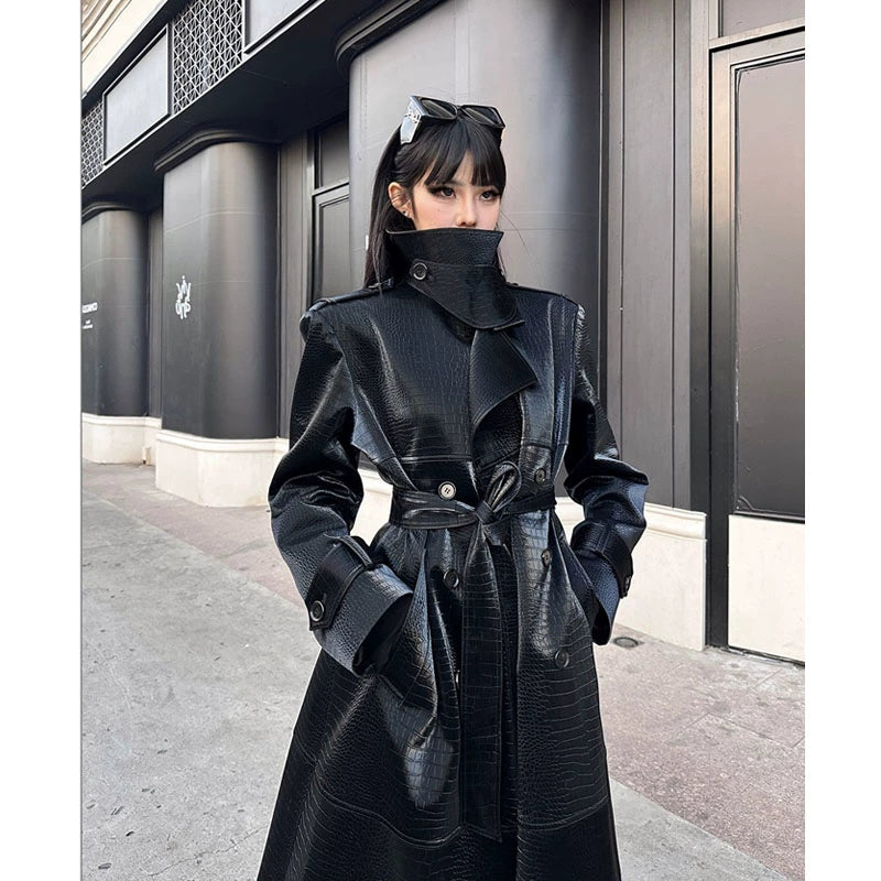 Retro Fancy Black Textured Windbreaker for Women 2025 Winter New High Neck Temperament Waist-Controlled Long Fur Coat