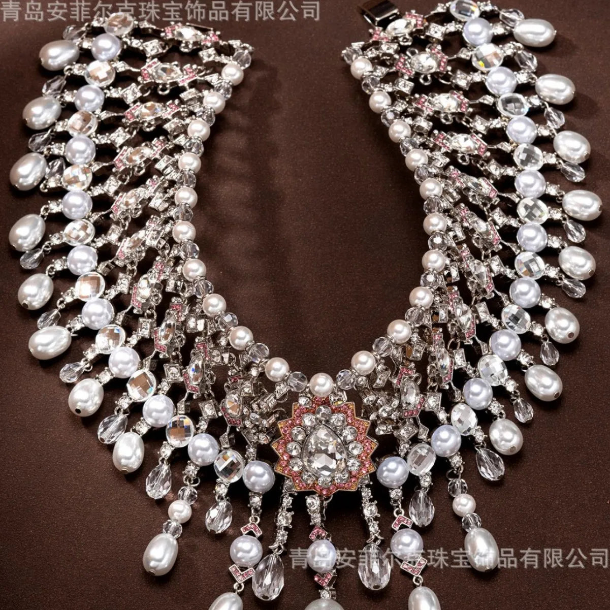 KEQIU Heavy industry imitation pearl tassel necklace, retro court Baroque style bridal dress, luxurious short necklace