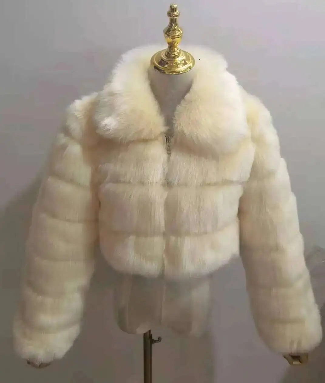 DEAT Fashion Women's Faux Fur Coat Lapel Zipper Long Sleeves Loose Thick Imitation  Fur Short Jacket Winter New 7AB6103