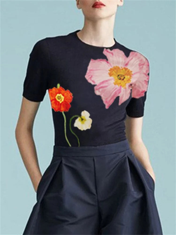 Floral Print T-Shirt – Elegant Design – Cotton | KIMLUD