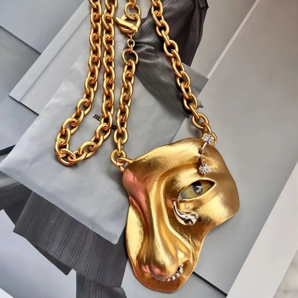 European and American New Retro Popular Abstract Luxury Surrealism Devil's Eye Exquisite High-quality Necklace