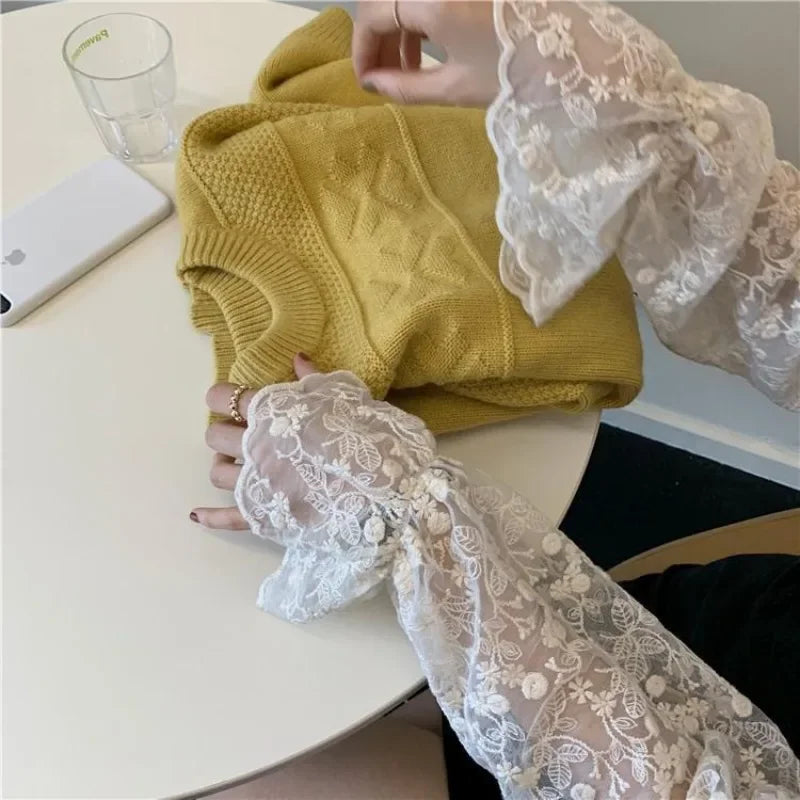 M-3XL Lace Blouses Women Sweet Flare Sleeve Elegant Inside Basic Ladies Designer Aesthetic Classical Temper Chic Korean Fashion