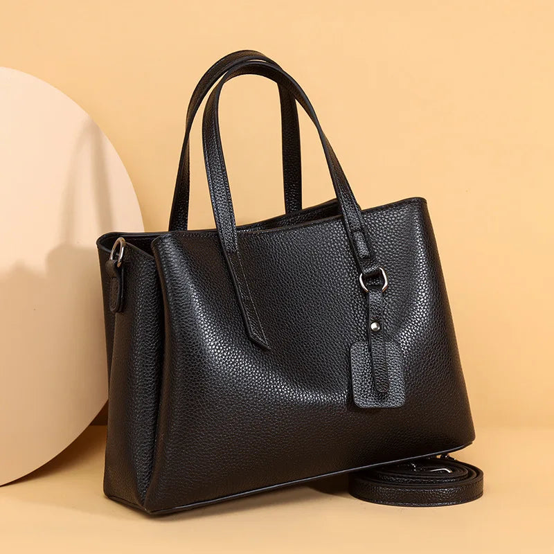 First Layer Cowhide Women's Shoulder Bag Commuter Handbag Armpit Crossbody Bag Genuine Leather Small Square Bag luxury