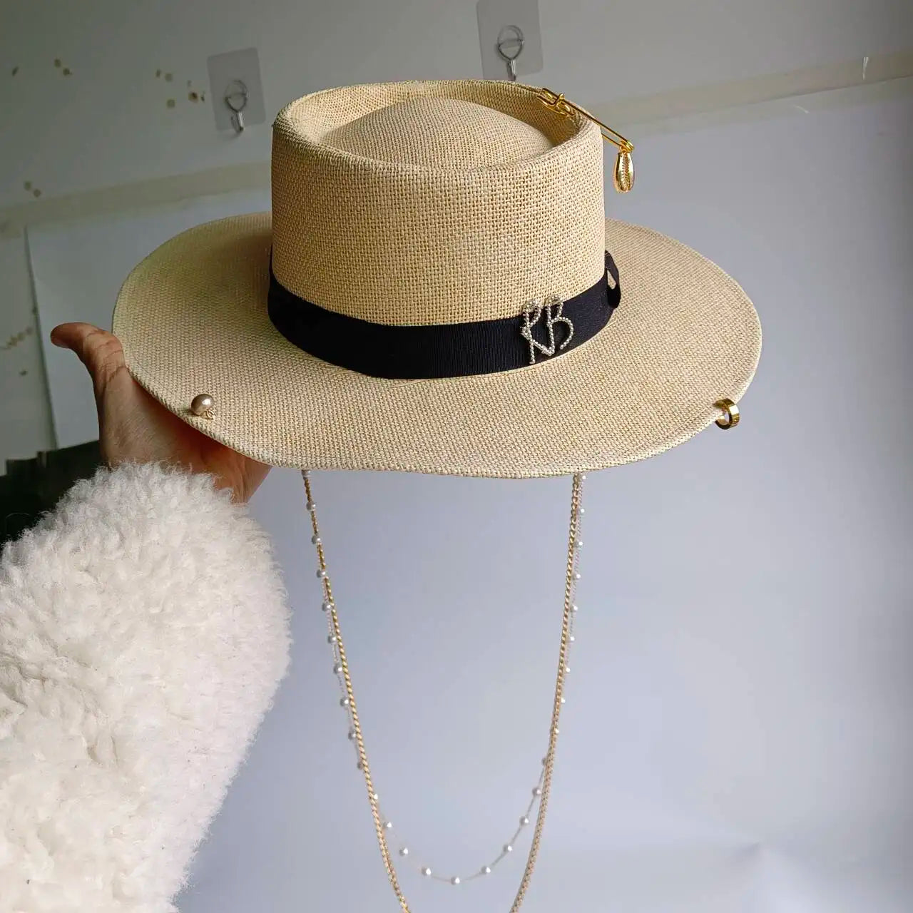 Chain Strap Straw Hat summer beach straw hat pearl Pork pie sun hat new  elastic ribbon hat 여름모자