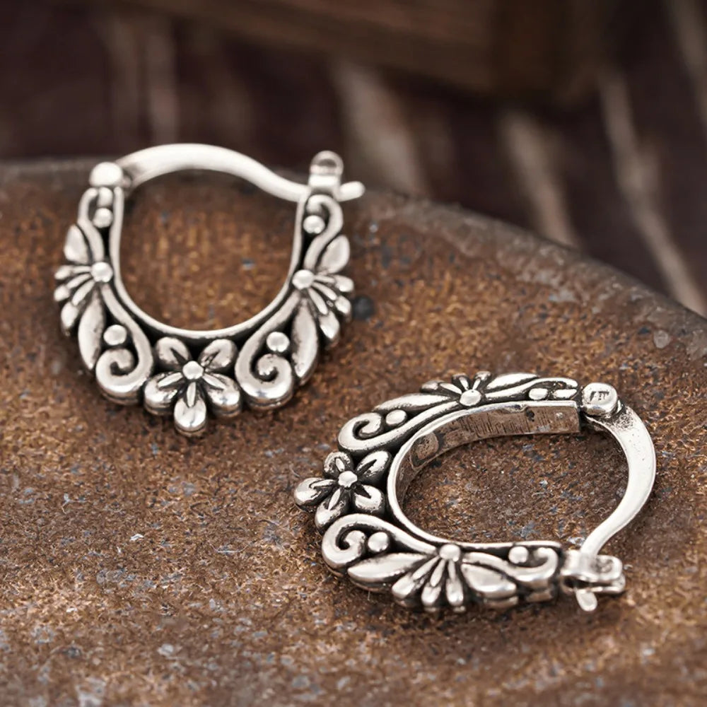 Retro Ethnic Style Ancient Silver Flower Texture Stainless Steel U-shaped Hoop Earrings for Women Boho Jewelry Accessories Gifts