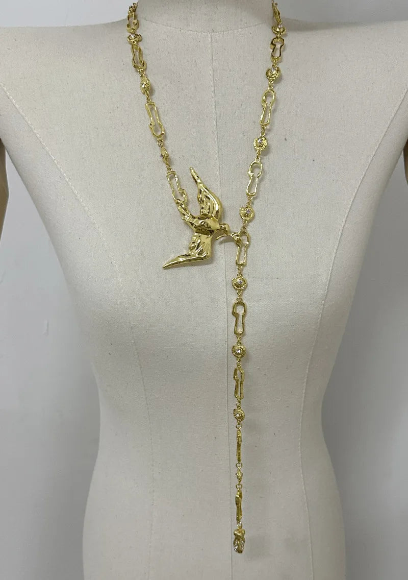 Luxury High Quality Alloy Peace Bird Long Chain Necklace Women Fashion Jewelry Birthday Party Dress Necklace Accessories