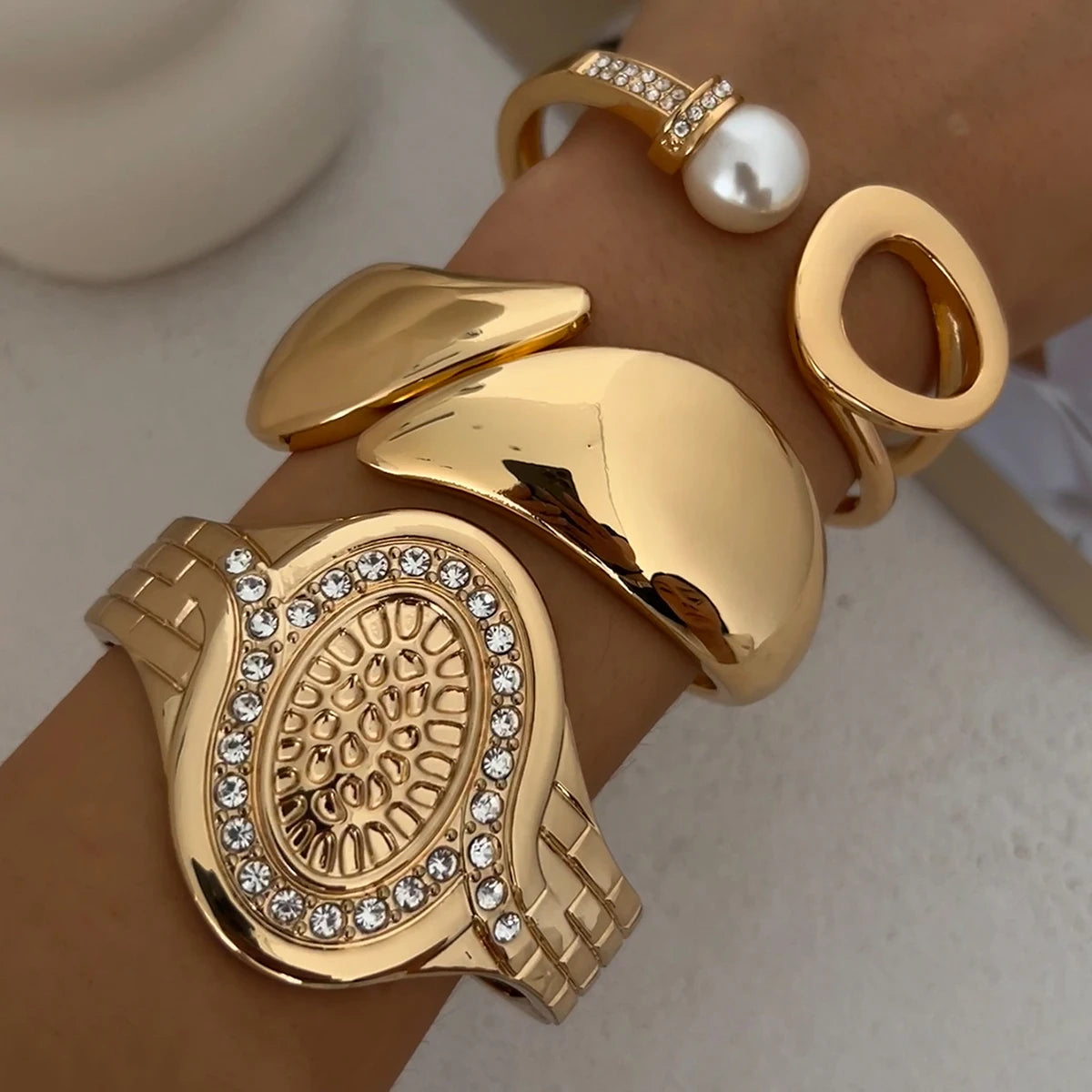 IngeSight.Z Exaggerated Large Inlaid Rhinestone Watch Shaped Heavy Metal Spring Bangles Women's Classic Statement Party Jewelry