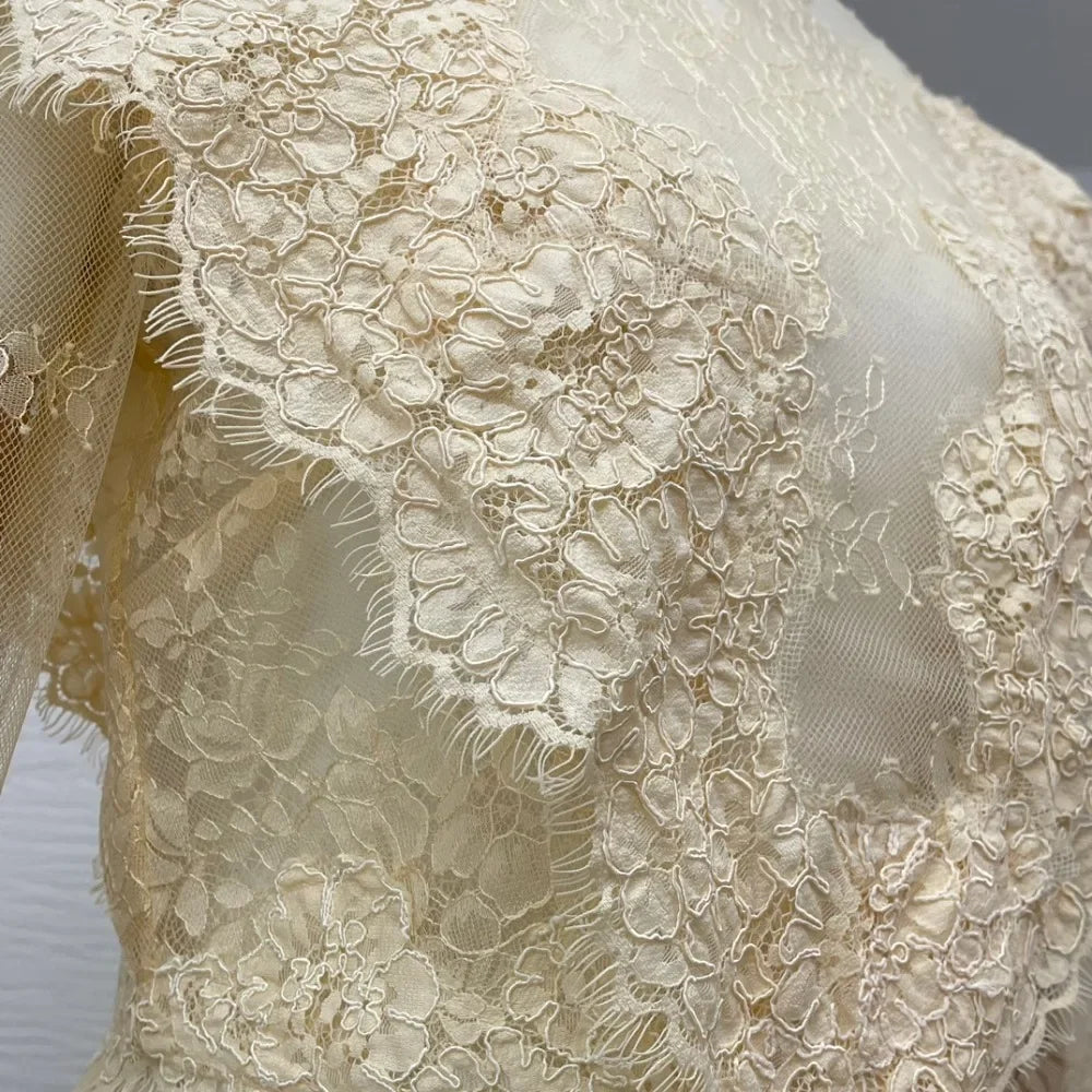 2025 New Fashion Beige Lace Patchwork Long Sleeve Blouse Tops Lady