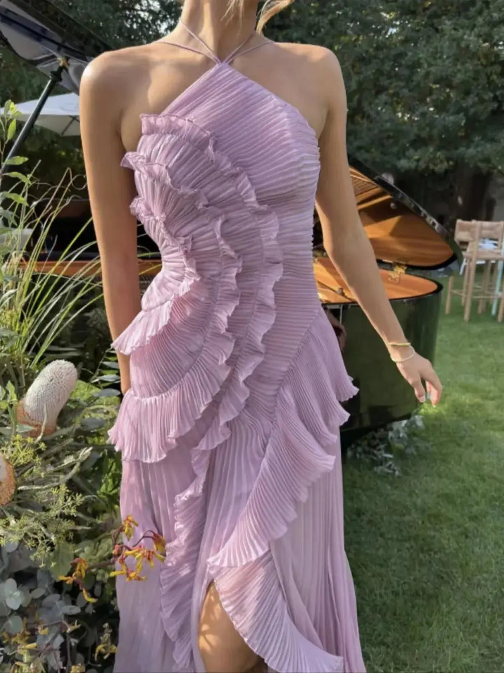 Chic Pleated Halter Long Dress Women High Quality Strapless Backless Ruffles Lotus Edge Maxi Dress 2025 Nw Lady Vacation Gowns