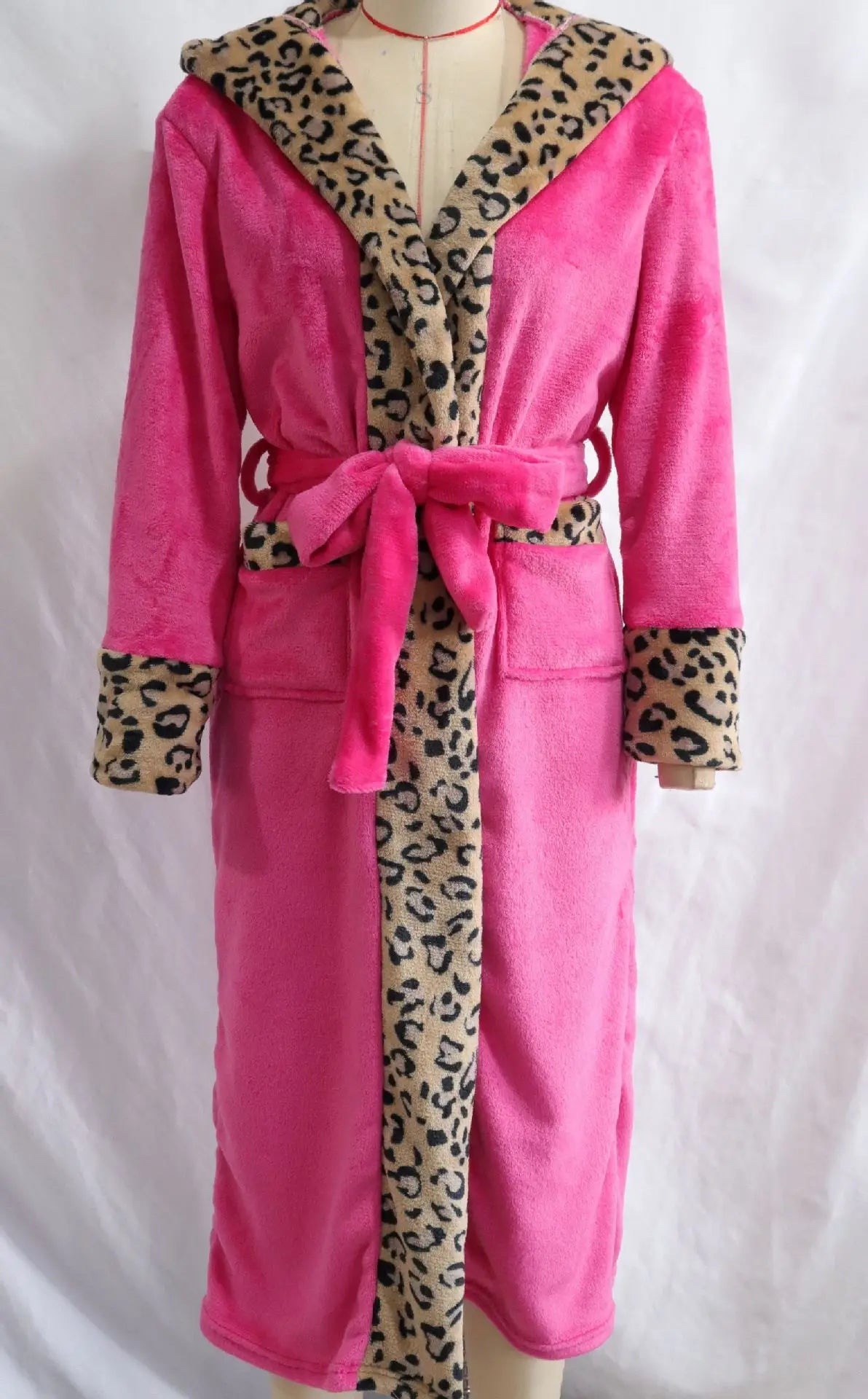 Warm Flannel Bathrobe Gown Women Sexy Leopard Print Robe with Belt Thicken Autumn Winter New Kimono Hooded Nightgown Loungewear