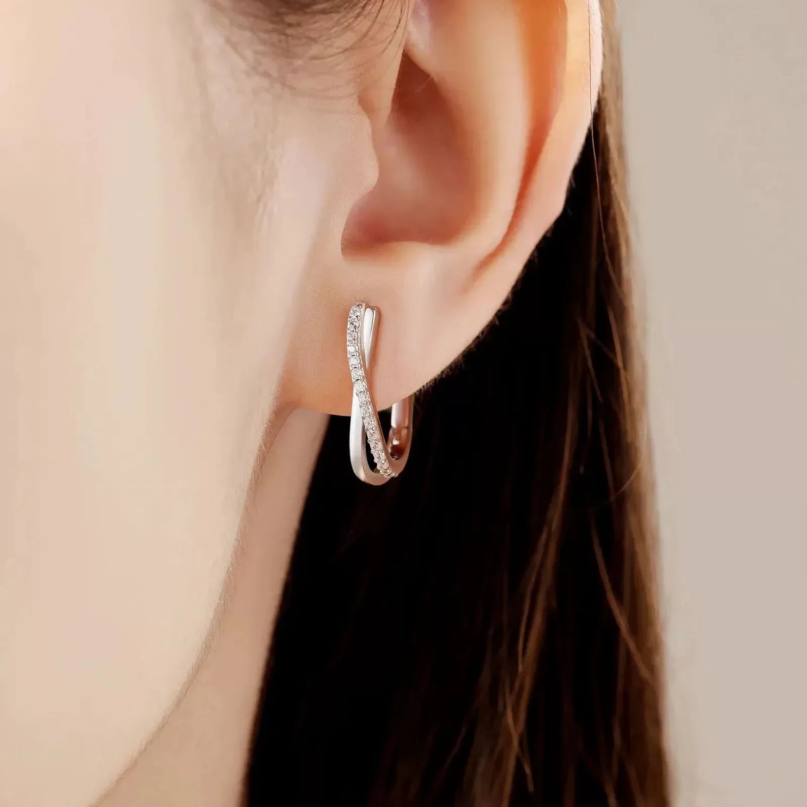 Sterling Silver Hoop Earrings Star Twisted Line With Zircon Trim — Silver | KIMLUD