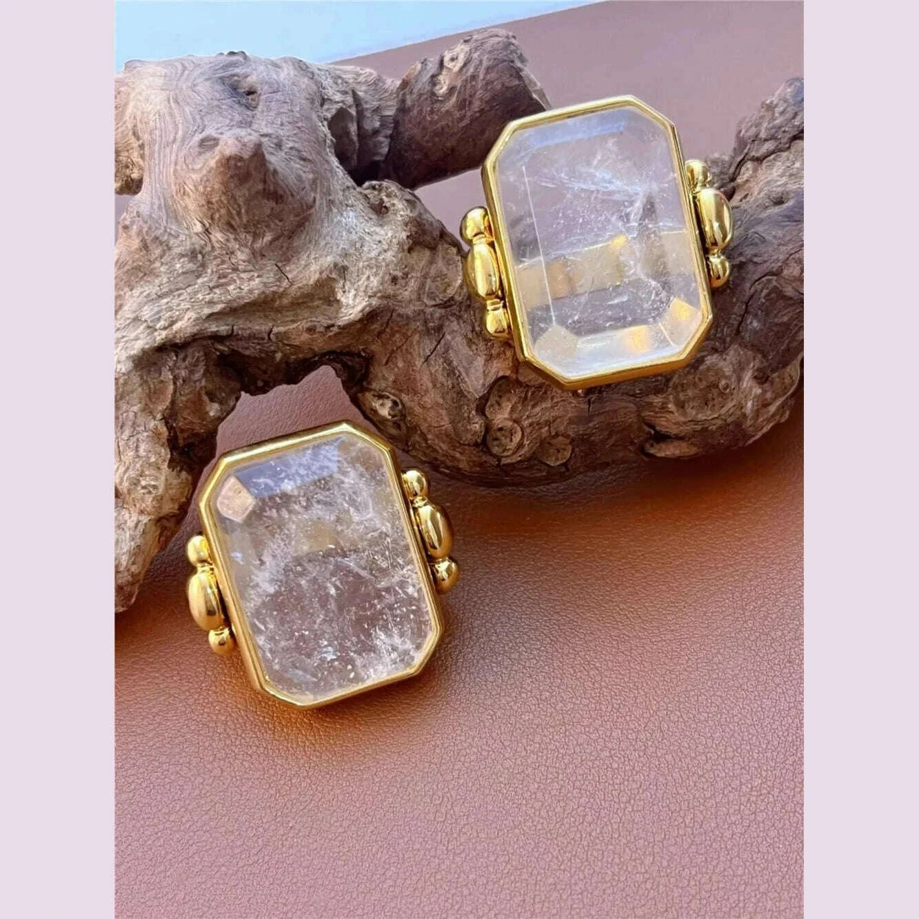 fashion-square-natural-stone-crystal-ring-gold-color-metal-for-women-brass-jewelry-2024-light-luxury-european-and-american-kimlud-kimlud-33915985
