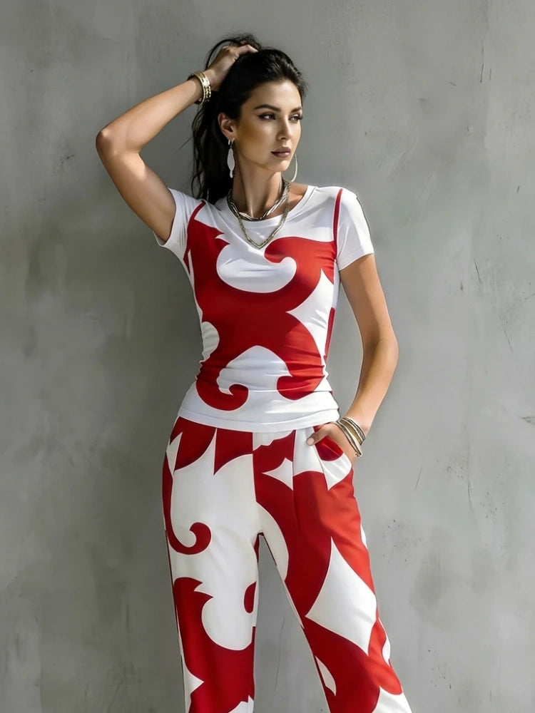 T-Shirt - Abstract Swirl Print - Fitted - Red White | KIMLUD