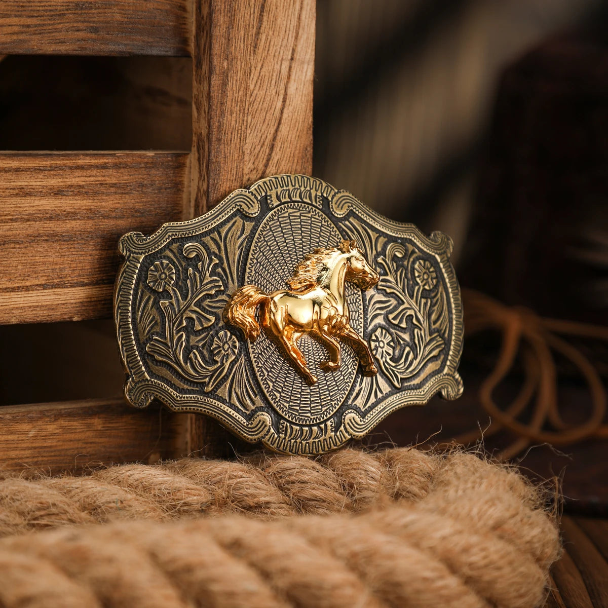 A Western-style metal belt buckle, a unique and retro belt buckle
