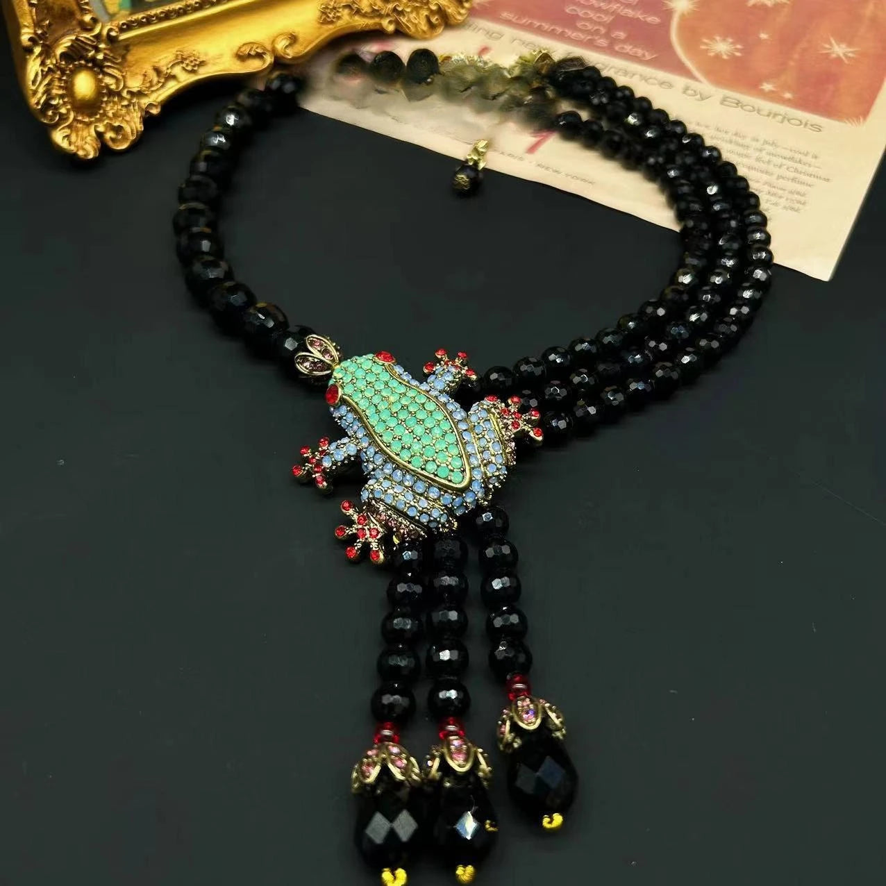 European And American Style Retro Elegant Tassel Inlaid Zircon Frog Shaped Necklace Earring Set Fashionable Women'S Jewelry