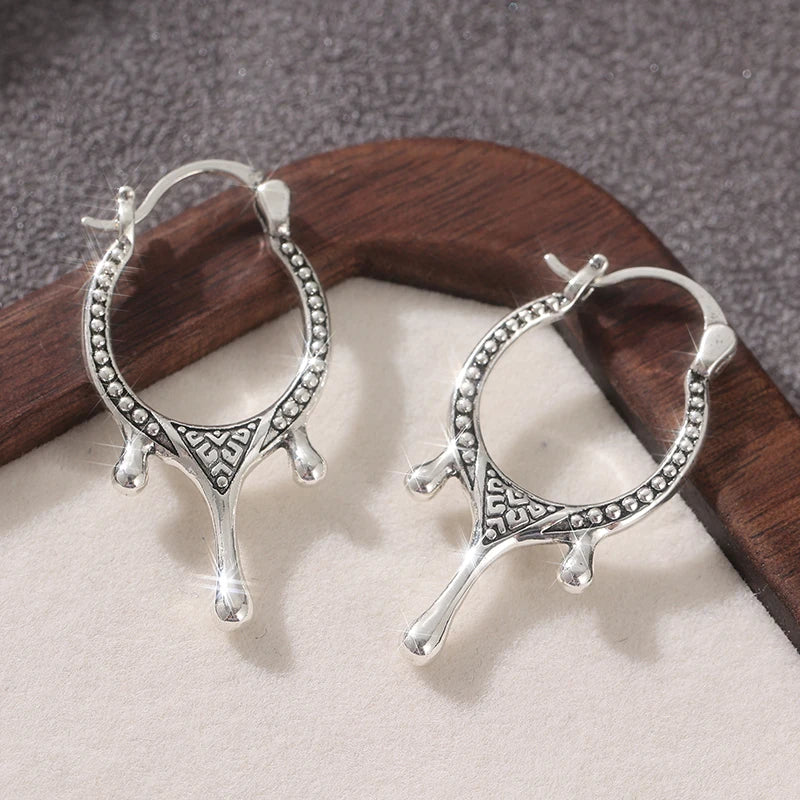 Vintage Handmade Pattern Silvery Plated Irregular Hoop Earrings Women's Fashion Personalized Banquet Festival Jewelry Accessory