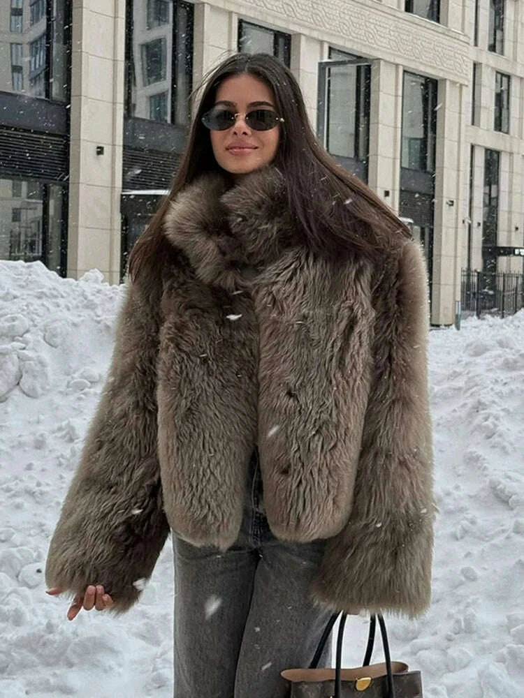 Fashion Brown Faux Fur Overcoat Women Luxury Lapel Long Sleeve Fluffy Coat 2025 Winter Female Thicken Warm High Street Outwear