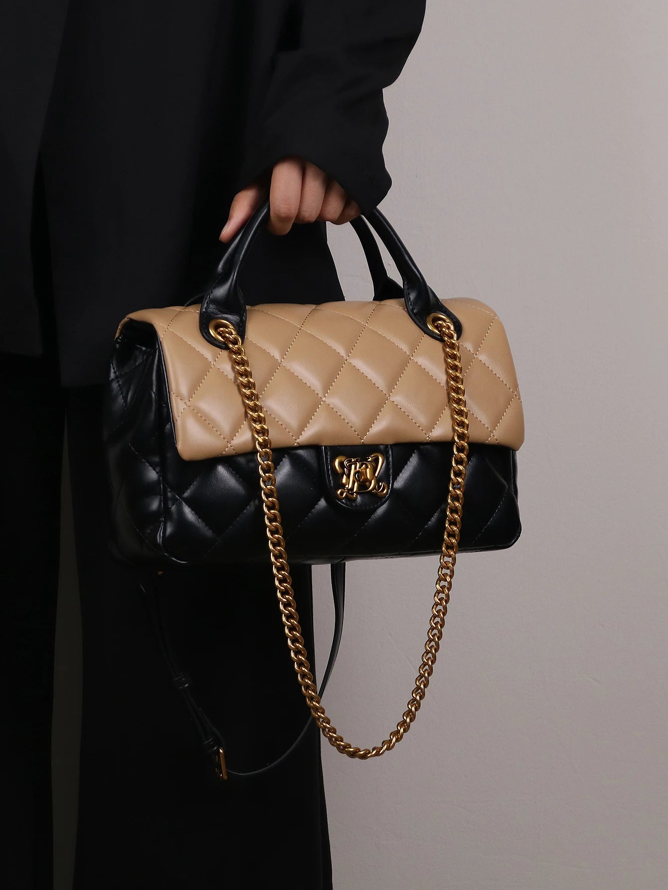 Leather Rhombic Embroidered Chain Bag — Black | KIMLUD