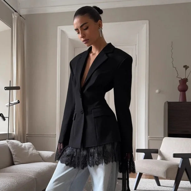 2025 Autumn and Winter New Fashion Black Small Suit Solid Jacket Design Sense Lace Splicing Commuting Long Sleeved Top Coat