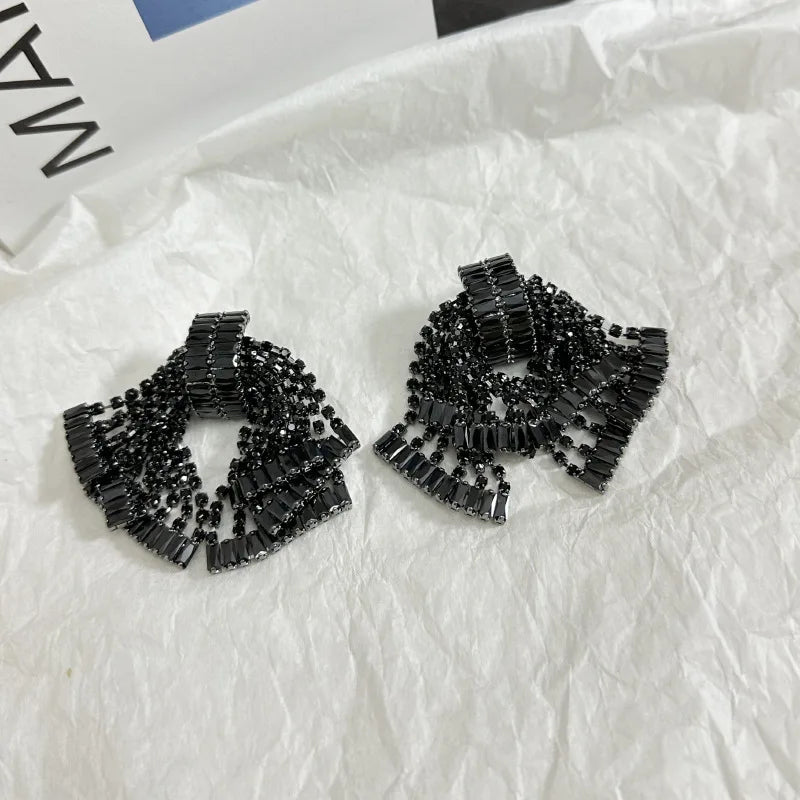 Europe and the United States light luxury high-grade sense zircon rhinestone tassel earrings girl style dress dinner earrings