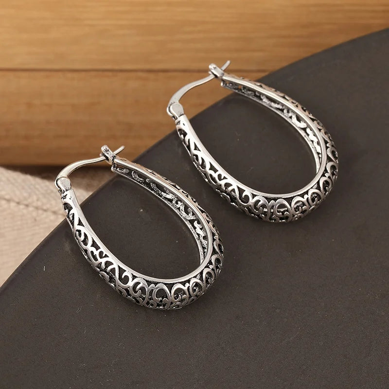 Retro Hollow Floral Carved U-Shaped Earrings Silver Plated  Fashion Hoop Earrings Jewelry For Women Daily Party Banquet