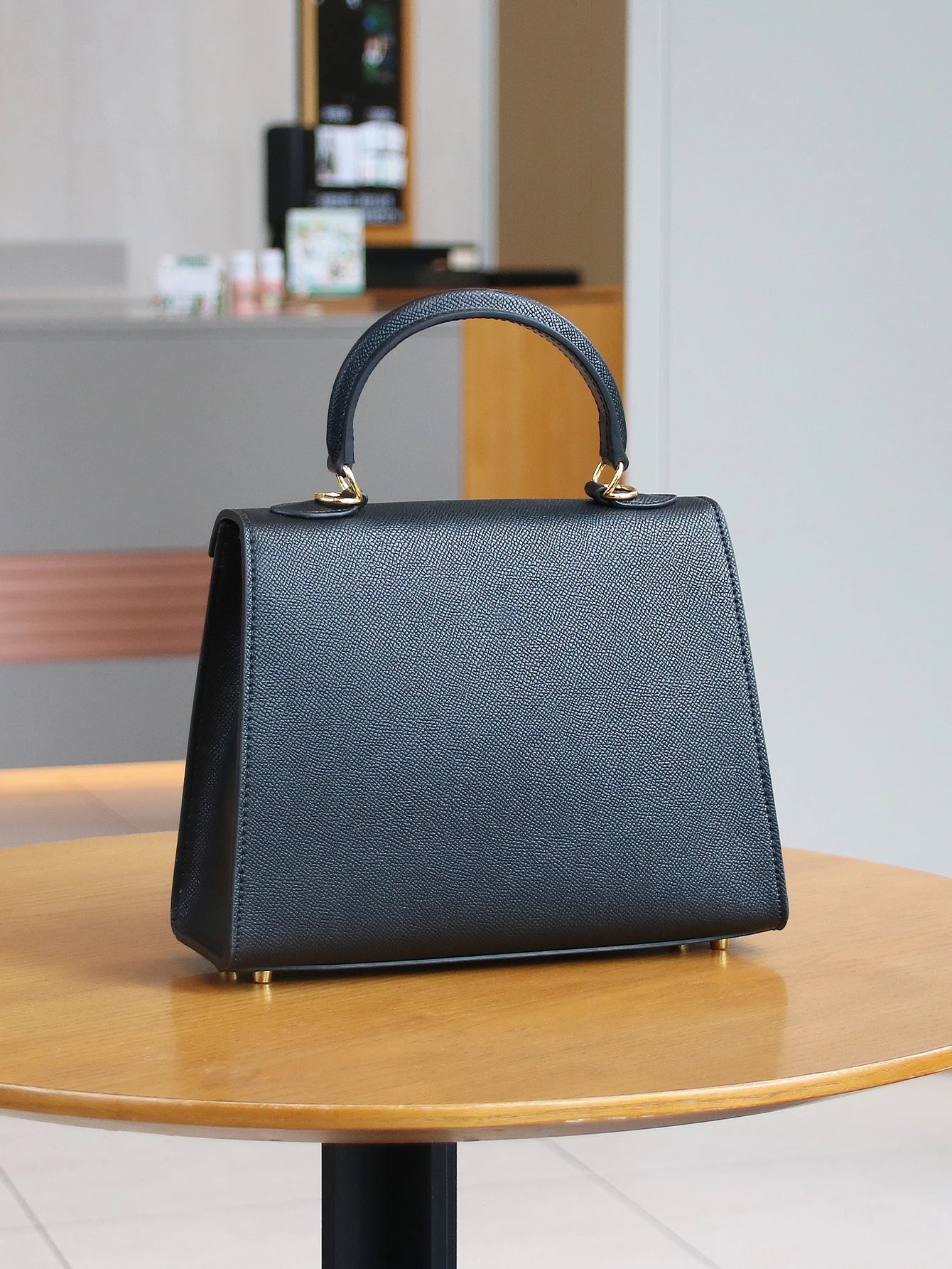 PU Leather Elegant Everyday Handbag — Black | KIMLUD