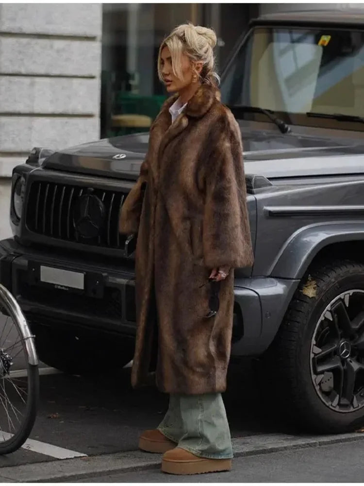 Winter Warm Thick Women Faux Fur Coats Luxury Oversized Long Coats Fleece Overcoat 2025 New Female Elegant Street Outerwear