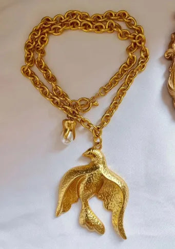 Bird Pendant Pearl Necklaces Copper — White | KIMLUD