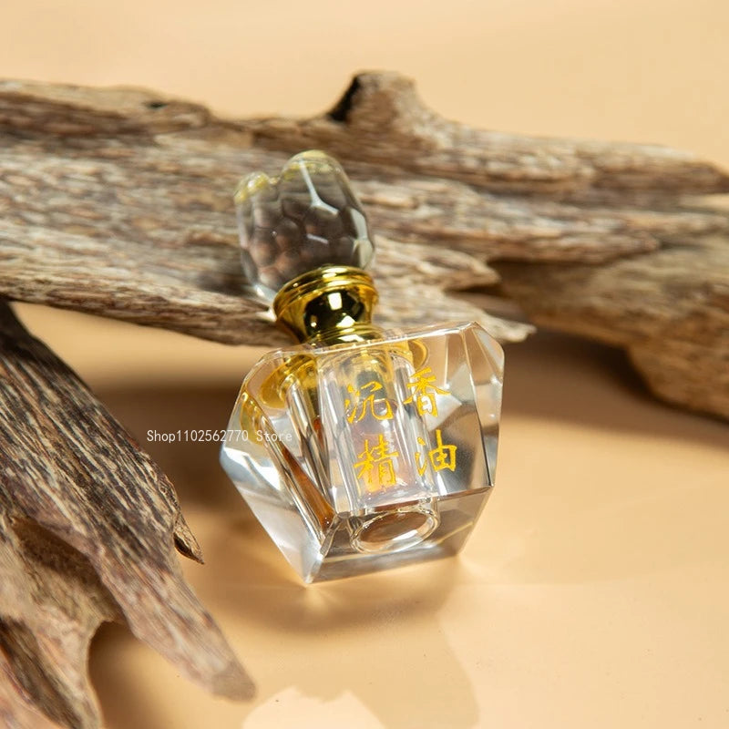 Pure Agarwood Essential Oil — Amber Brown | KIMLUD