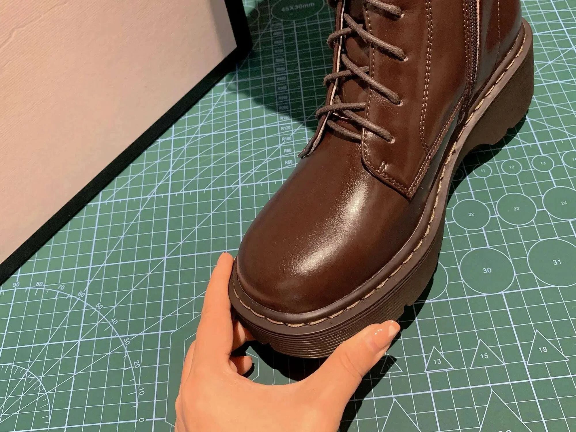 KIMLUD, Krazing Pot Vintage Cow Split Leather Wool Snow Boots Winter Keep Warm Round Toe Cross-tied Med Heels Platform Thigh High Boots, KIMLUD Womens Clothes