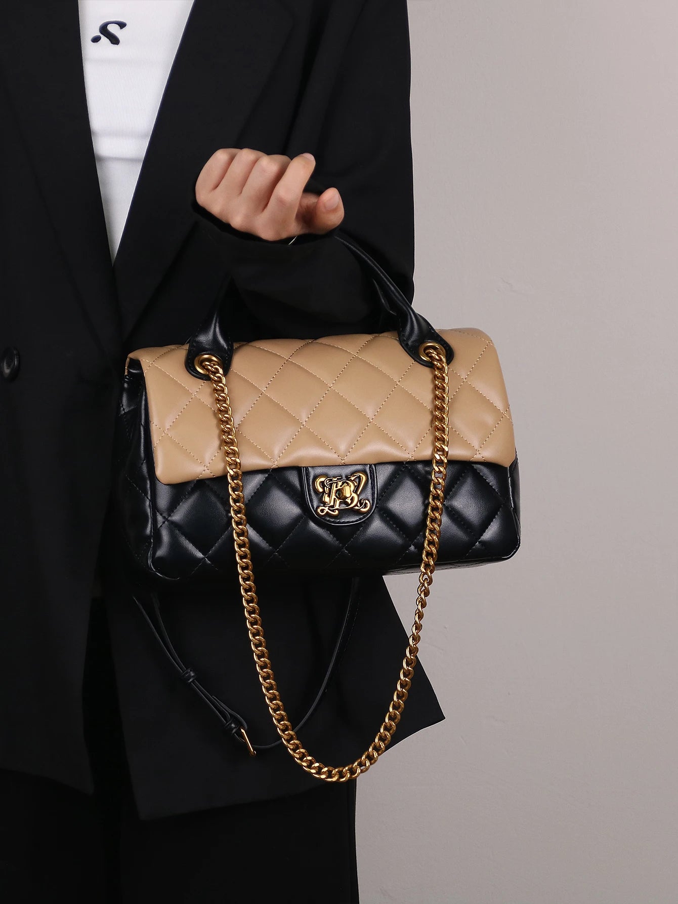 Leather Rhombic Embroidered Chain Bag — Black | KIMLUD