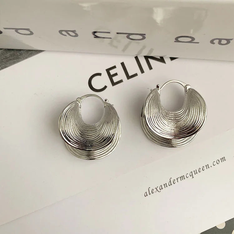 Gold-Tone Geometric Irregular Striped Large Ear Buckle Earrings — Gold | KIMLUD