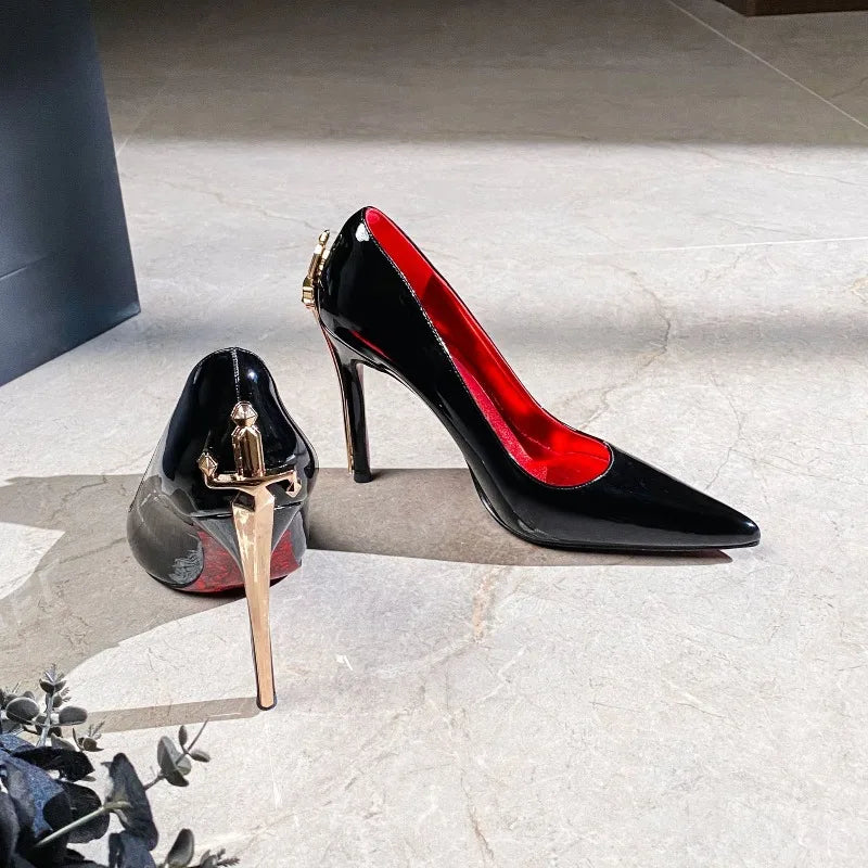 Metal-Embellished Pointed-Toe Pumps With Gold-Tone Metal Decoration — Black | KIMLUD