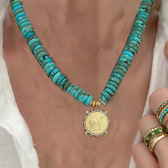 Malachite Two-Tone Horse Coin Necklace — Green | KIMLUD