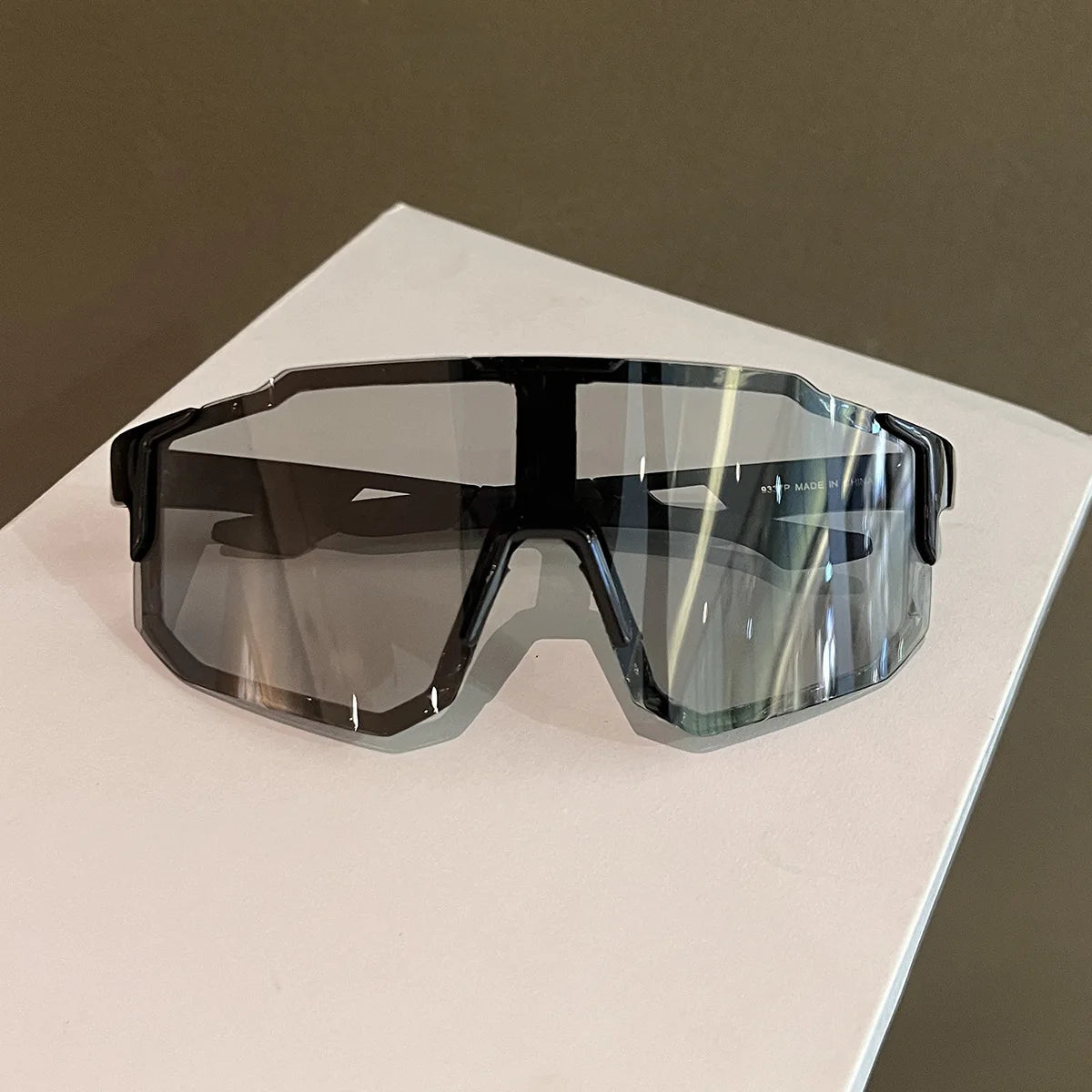 Outdoor Sport Goggle Women Sunglasses for  Riding Mountain Bikes Windproof UV Resistant Sun Glasses Punk Protection Sunglasses